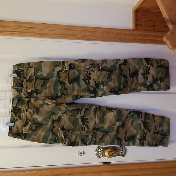 Levi's Camo Cargo Pants Men's 32×30. - Picture 3 of 7